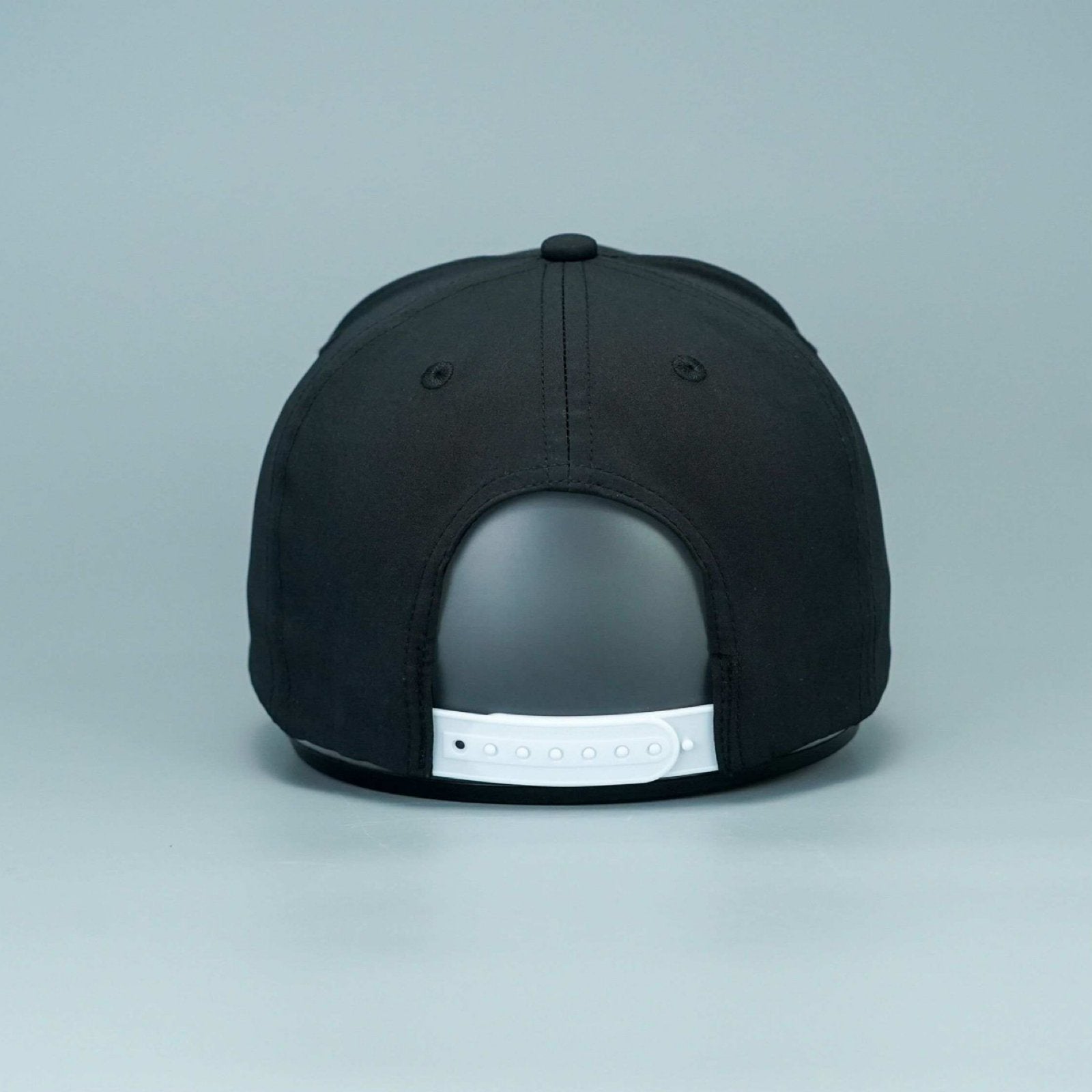 18 SERIES BLACK/WHITE PREMIUM A - FRAME SNAPBACK HAT - Rich & Rare