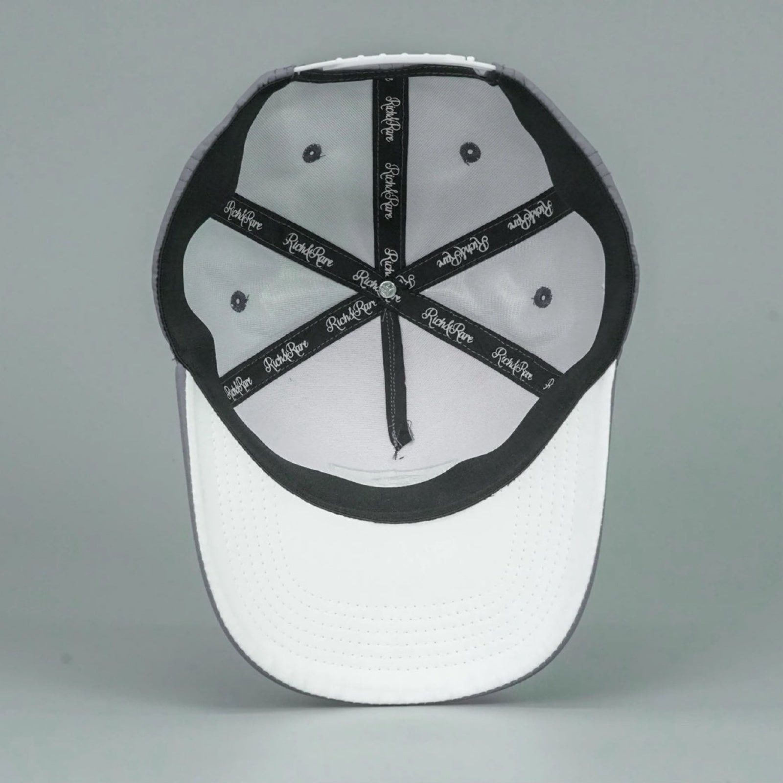 18 SERIES GREY/WHITE PREMIUM A - FRAME SNAPBACK HAT 2.0 - Rich & Rare