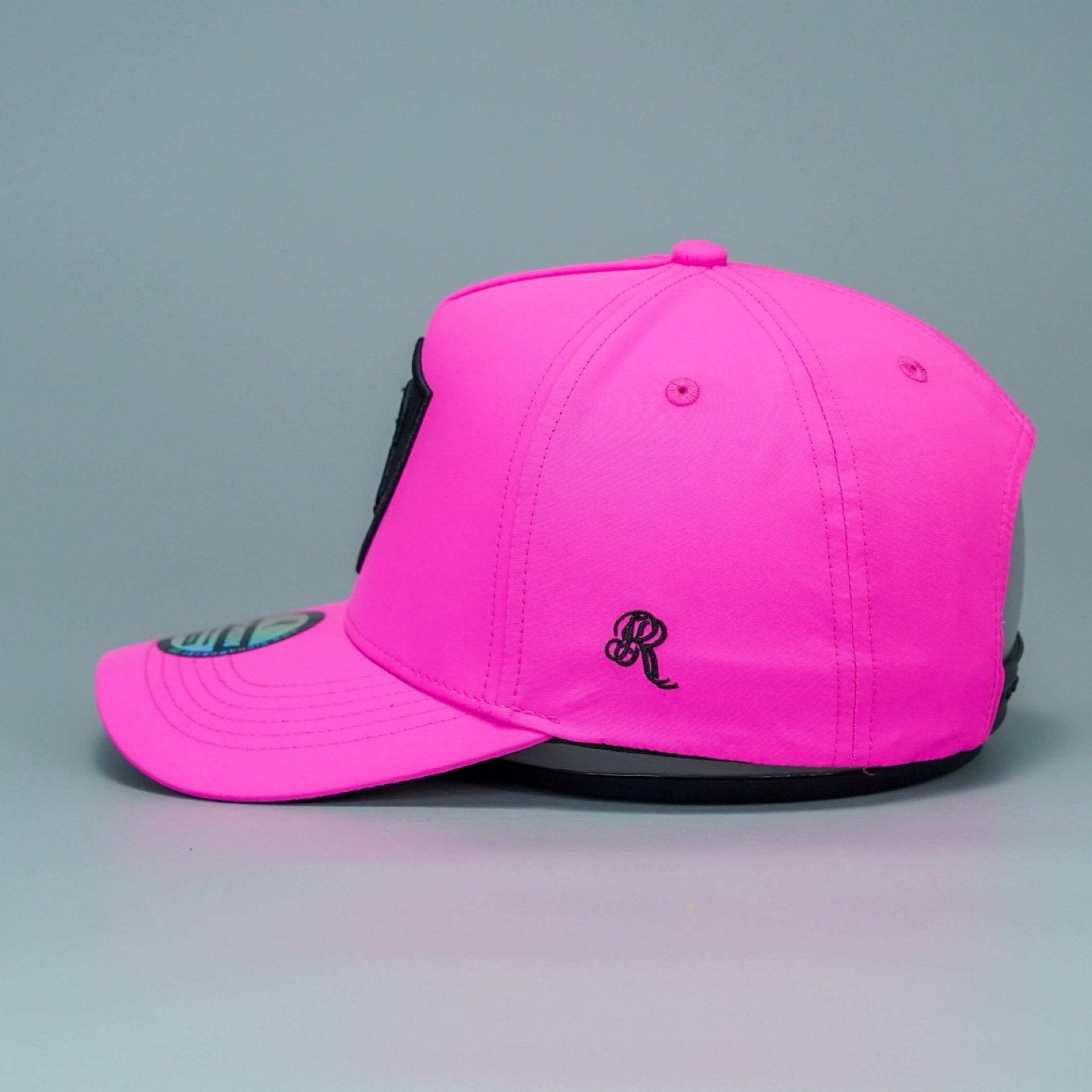 18 SERIES PINK/BLACK PREMIUM A - FRAME SNAPBACK HAT - Rich & Rare