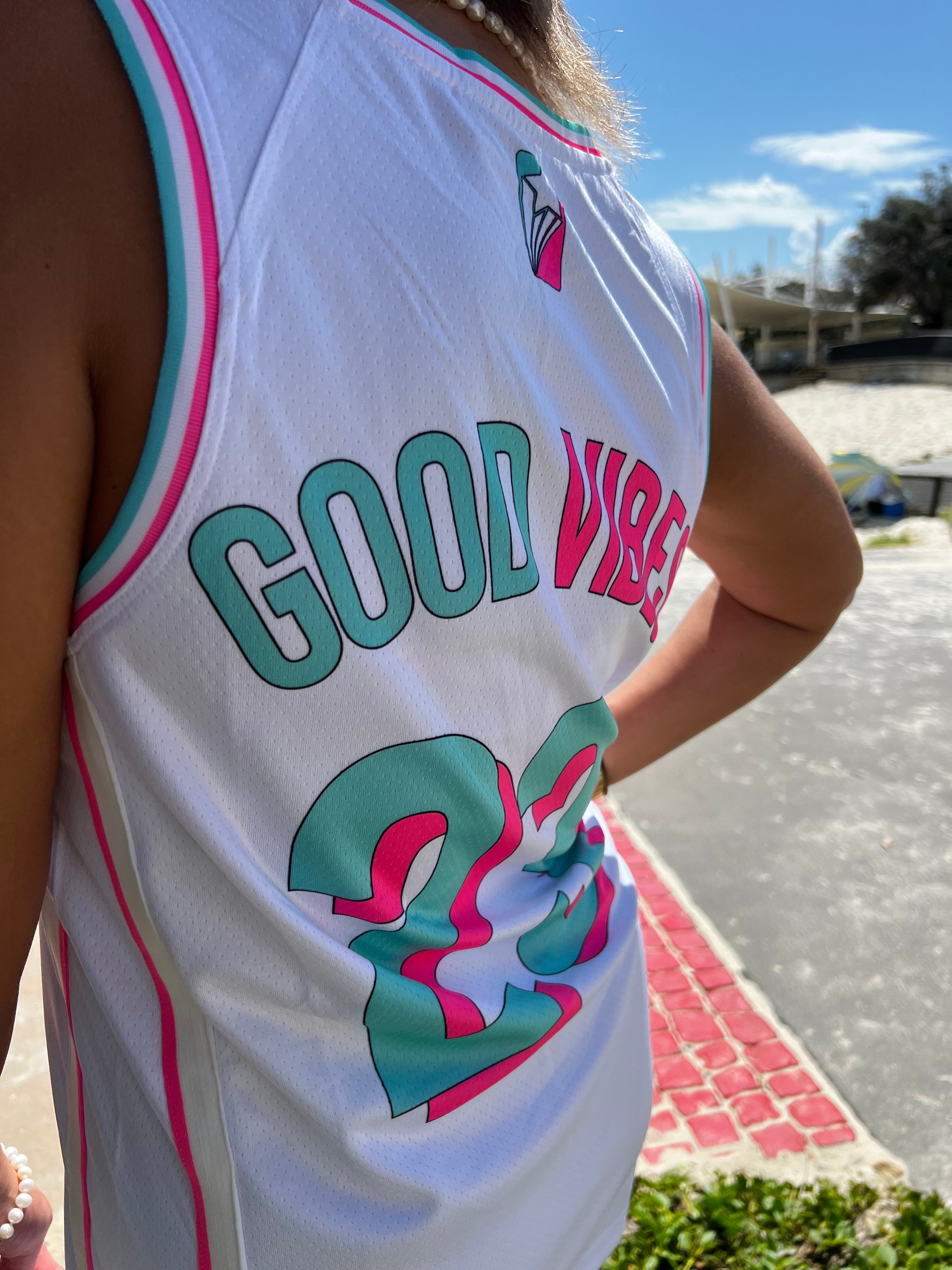 GOOD VIBES JERSEY WHITE/PINK/TEAL